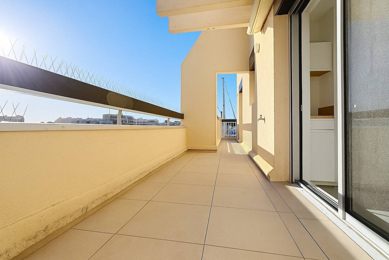 Terrasses Est Sud Ouest Port de Bormes La Favière