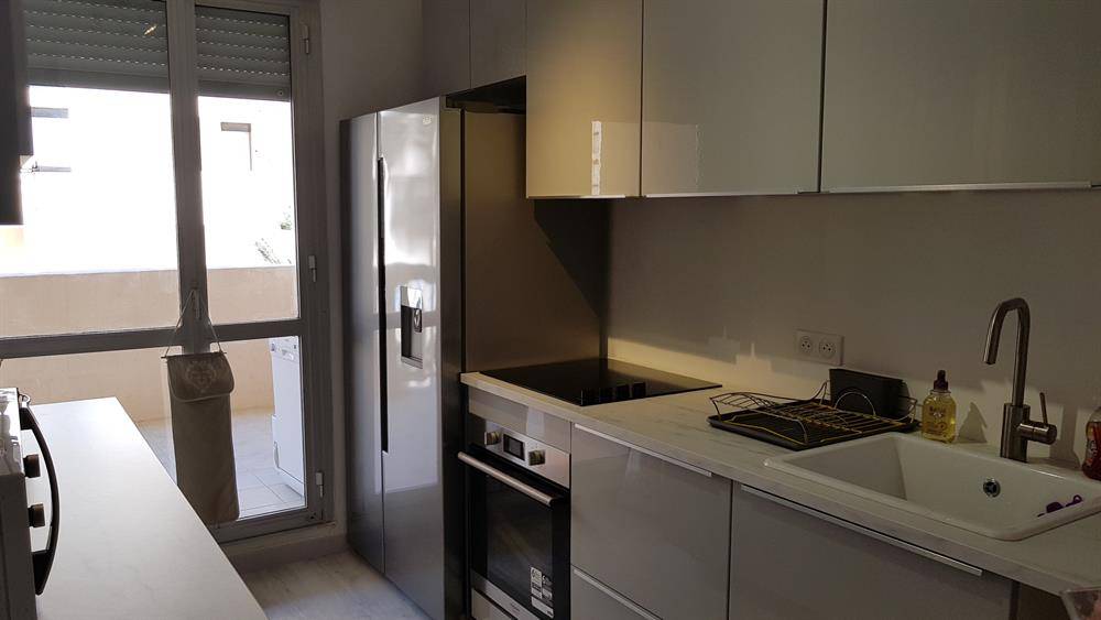 ESTIMEZ UN APPARTEMENT 3 PIECES 75m² et TERRASSES 40m² - MARINA DU PORT DE BORMES.