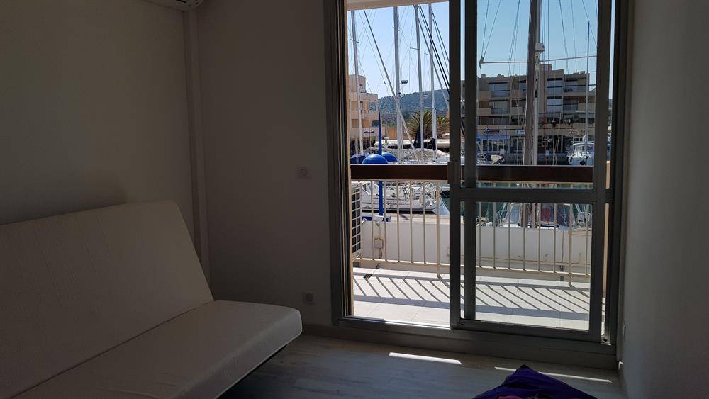 ESTIMEZ UN APPARTEMENT 3 PIECES 75m² et TERRASSES 40m² - MARINA DU PORT DE BORMES.