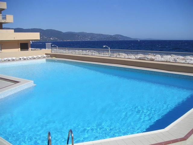 ESTIMATION GRAND STUDIO 25m² ET TERRASSE 20m² PORT DE BORMES LA FAVIERE