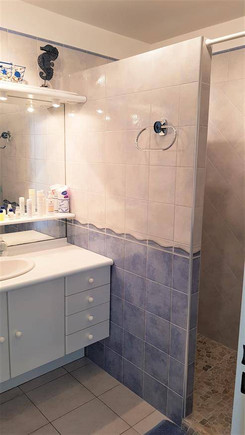 APPARTEMENT 3 PIECES 71 m² - TERRASSES 43 m²- MARINA PORT DE BORMES LA FAVIERE