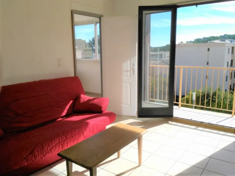 ESTIMATION APPARTEMENT 2 PIECES + LOGGIA - CAVE - PARKING - LA FAVIERE BORMES LES MIMOSAS.