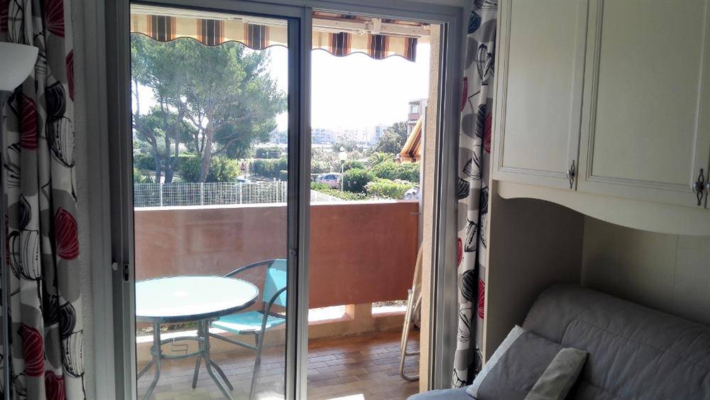 ESTIMATION PRIX VENTE STUDIO PLAGE DE LA FAVIERE BORMES LES MIMOSAS