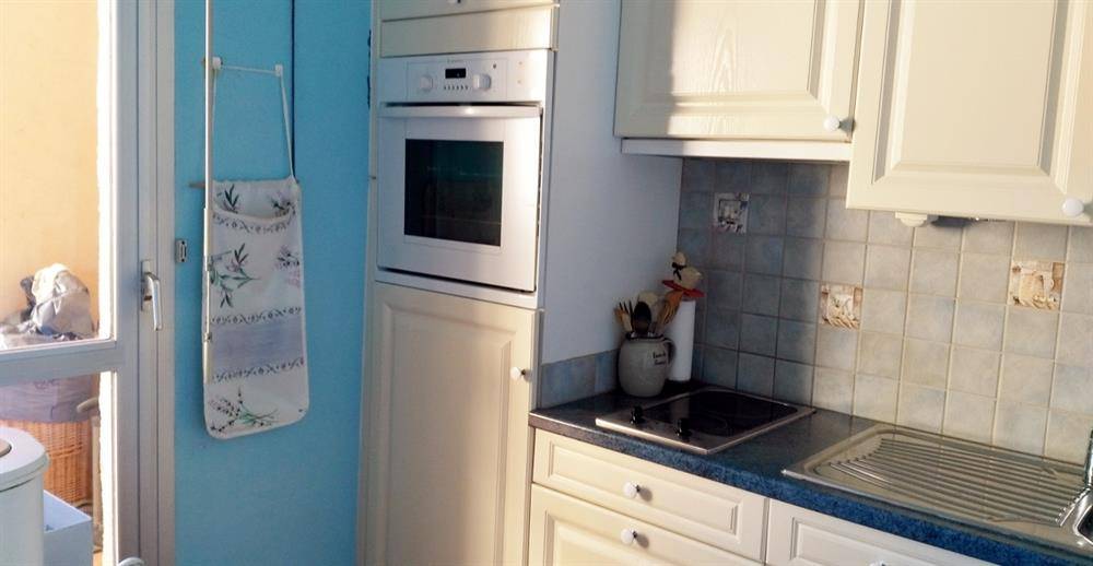 ESTIMATION APPARTEMENT 1 PIECE AVEC VUE MER MARINA DU PORT DE BORMES LA FAVIERE