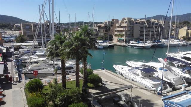 ESTIMATION APPARTEMENT 3 PIECES 70m² T3 AVEC TERRASSE ET PARKING SUR LE PORT DE BORMES