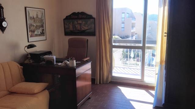ESTIMATION APPARTEMENT 3 PIECES 70m² T3 AVEC TERRASSE ET PARKING SUR LE PORT DE BORMES