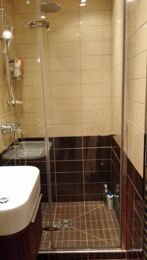 ESTIMATION PRIX m2 APPARTEMENT T4 TERRASSE VUE MER CAVE PARKING MARINA PORT DE BORMES LES MIMOSAS