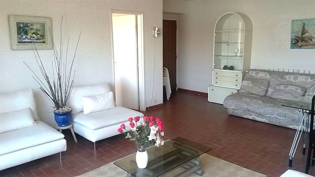 ESTIMATION APPARTEMENT 2-3 PIECES 60m² TERRASSE MARINA DU PORT DE BORMES