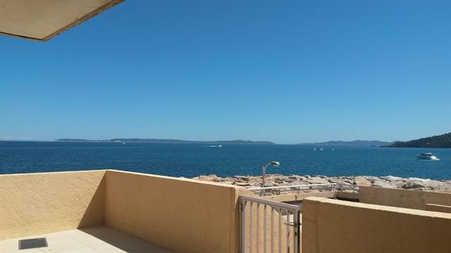 FAIRE ESTIMER PRIX M2 APPARTEMENT 4 PIECES TERRASSE SUR MER PORT DE BORMES LES MIMOSAS