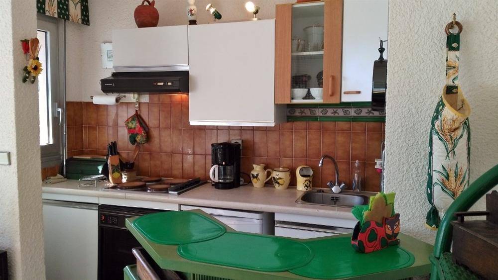 AGENCE IMMO POUR FAIRE ESTIMER APPARTEMENT 2 PIECES AVEC TERRASSE SUR PORT DE BORMES