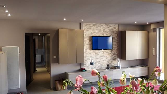 Vente de maison avec piscine rénovée pour résidence secondaire de prestige Le Lavandou 83