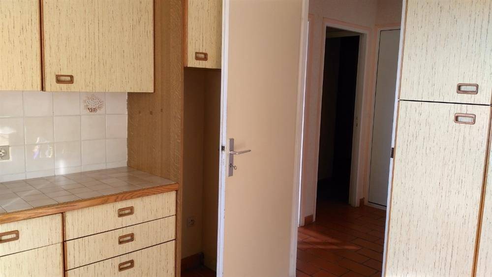 ESTIMATION GRATUITE APPARTEMENT 4 PIÈCES 70 m² ET TERRASSE 30 m² CAVE GARAGE LE LAVANDOU