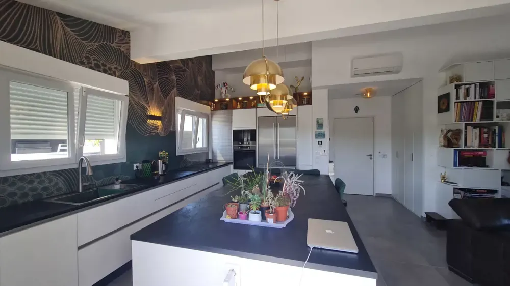 VENTE APPARTEMENT 92m² TOIT TERRASSES 146m² AVEC GARAGE - PARKING A  BORMES LA FAVIERE