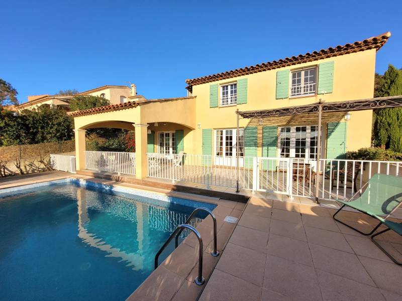 Maison terrasse piscine Les Hauts de Cardenon
