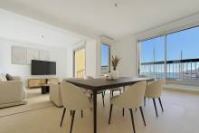 4 pièces avec double séjour sur le Port de Bormes