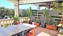 APPARTEMENT/MAISON DUPLEX 5 PIECES 123m² AVEC TERRASSES 2 PARKINGS ET CAVE BORMES LES MIMOSAS