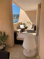 ESTIMATION D'UN APPARTEMENT 4 PIECES 76m² TERRASSES 40m² PARKING MARINA PORT DE BORMES.