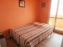 ESTIMATION APPARTEMENT DUPLEX 4 PIECES 90 m² 2 TERRASSES 56 m² et 9 m² MARINA DU PORT DE BORMES LA FAVIERE.